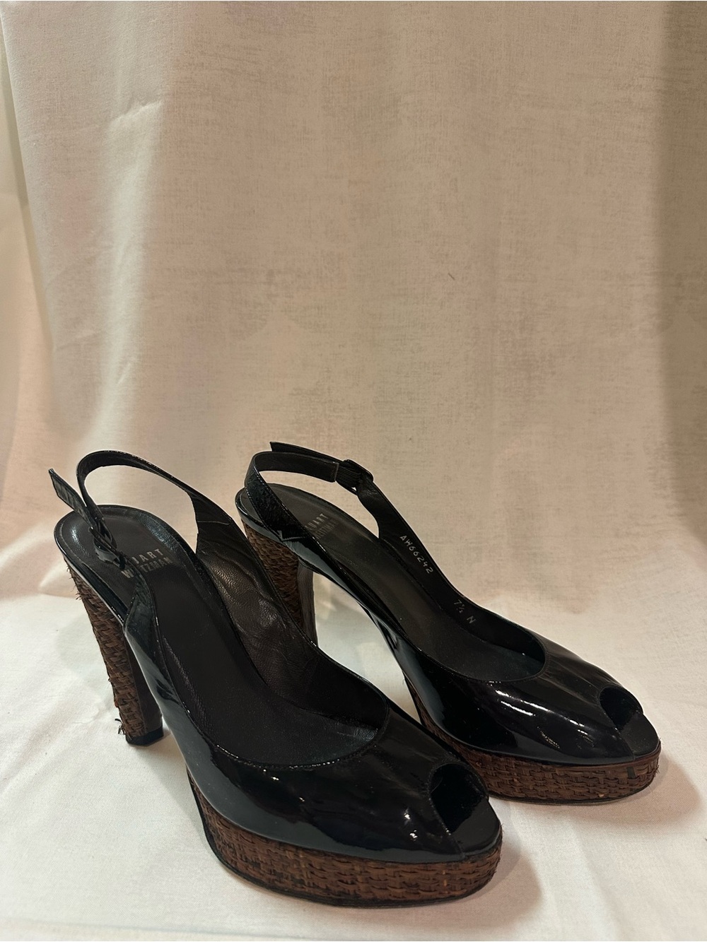 Stuart Weitzman Peep Toe Slingback Pump Snake Skin Size 7